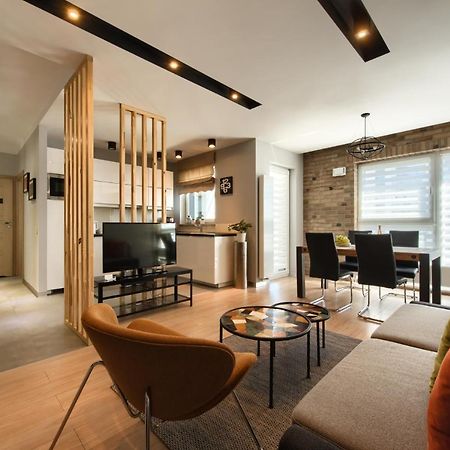 Malta Apartament Parking By Impero Poznań Eksteriør billede